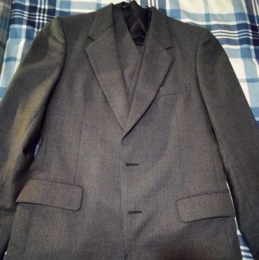 Designer Yves Saint Laurent Men's Suit